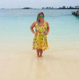 Meet your Posher, Alyson